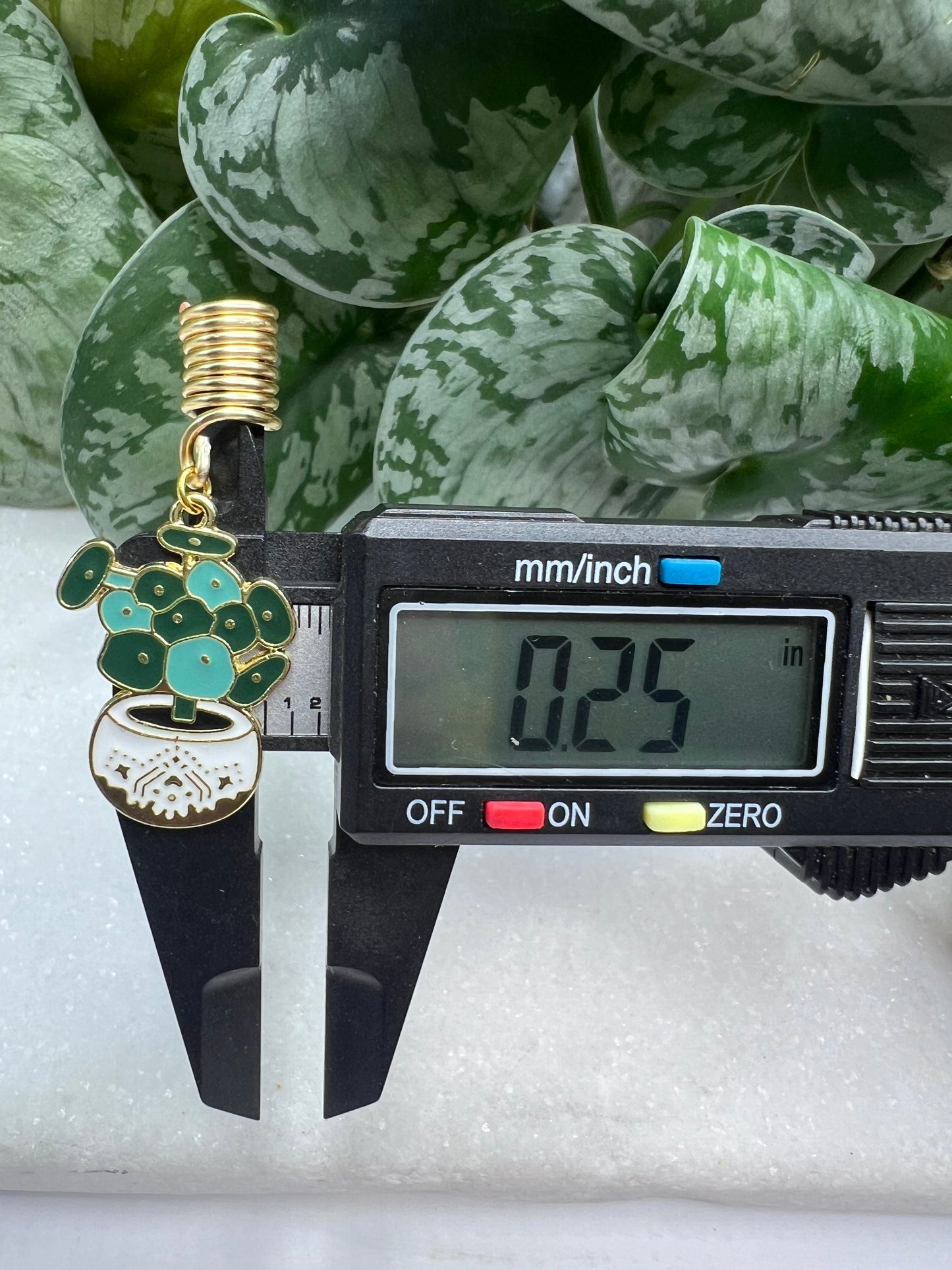 Chinese Money Plant Wire Loc Jewelry